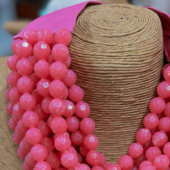 NEW Stunning Faceted Beaded 7-Strand Bib Statement Necklace - Fab in Fuchsia - Picture 5 of 5